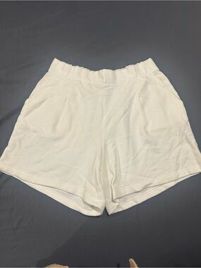aerie White High-Waist Elastic Pull-On Shorts